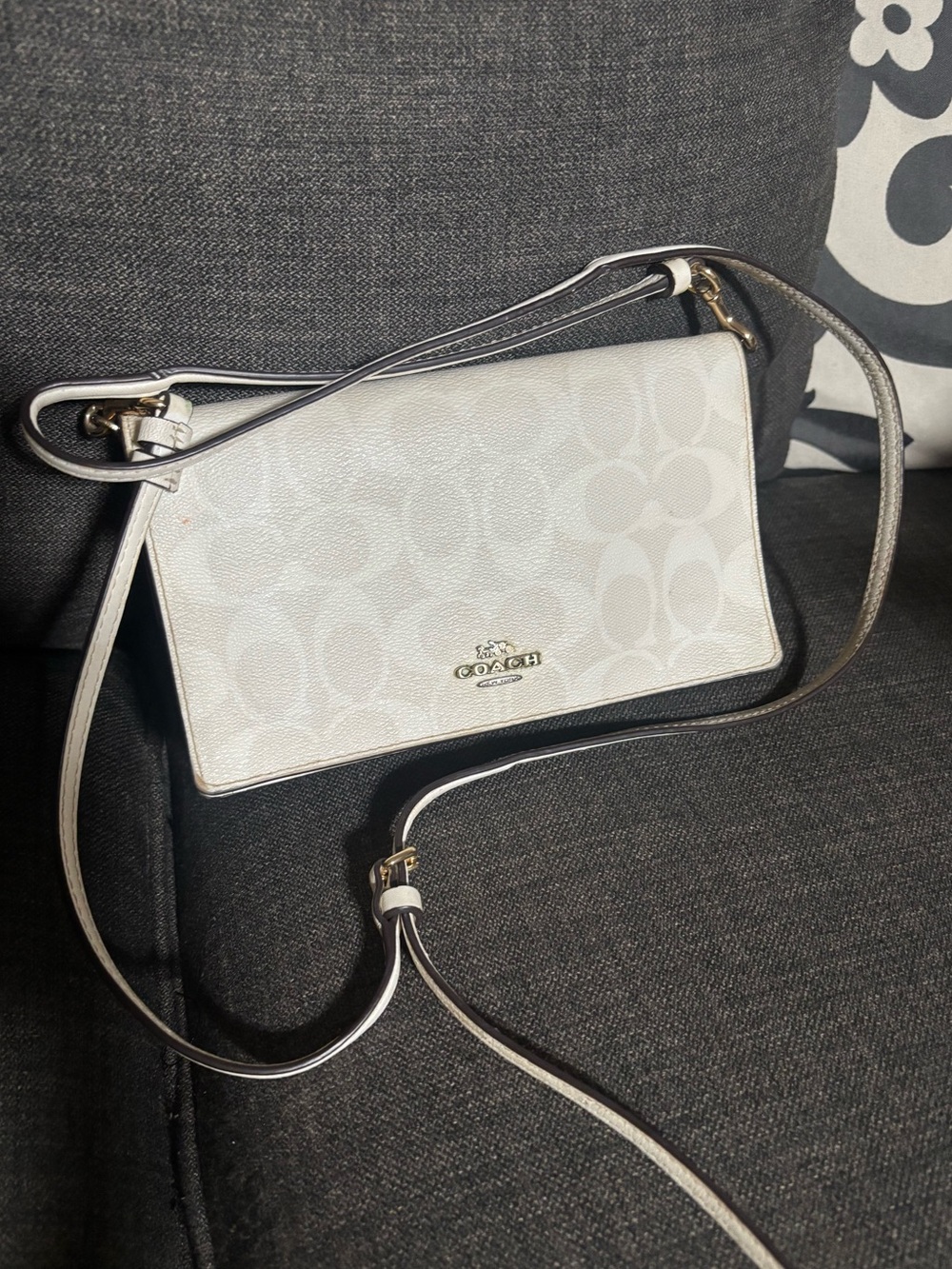 Coach Anna foldover  clutch crossbody in chalk signature canvas